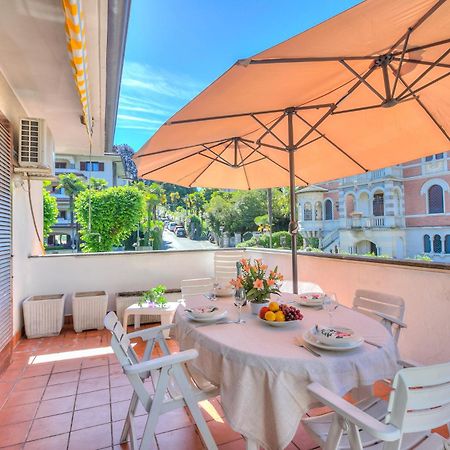 Appartamento Gaya Stresa Center - Happy Rentals Экстерьер фото